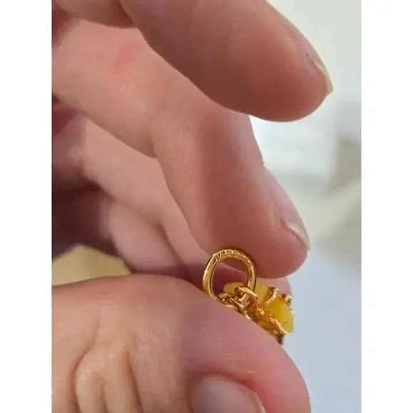 Pandora Disney Parks Gold and Yellow Charm
Not authentic - Picture 4 of 5